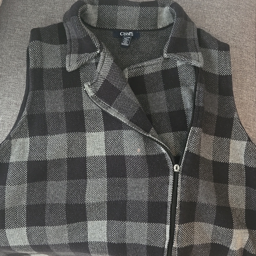 Chaps Black and Gray Knit Vest
